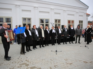 A XII. Pentelei Kolbászfesztivál képeken - fotó: 