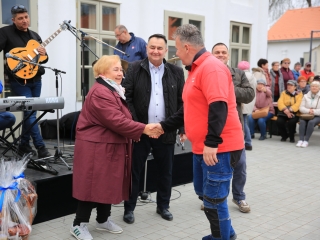 A XII. Pentelei Kolbászfesztivál képeken - fotó: 