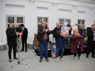 A XII. Pentelei Kolbászfesztivál képeken - fotó: 