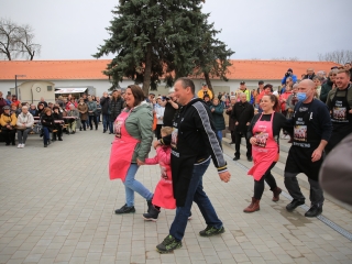 A XII. Pentelei Kolbászfesztivál képeken - fotó: 