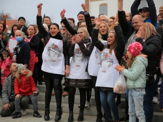 A XII. Pentelei Kolbászfesztivál képeken - fotó: 