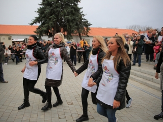 A XII. Pentelei Kolbászfesztivál képeken - fotó: 