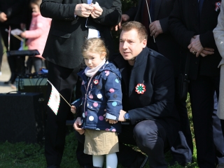 Ünnepség a forradalmi emlékműnél, megemlékezés Rosti Pál sírjánál - fotó: 