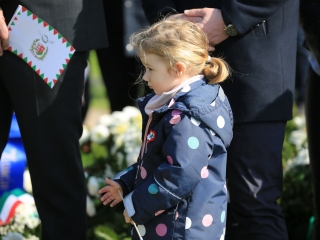 Ünnepség a forradalmi emlékműnél, megemlékezés Rosti Pál sírjánál - fotó: 