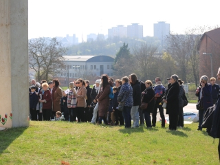 Ünnepség a forradalmi emlékműnél, megemlékezés Rosti Pál sírjánál - fotó: 