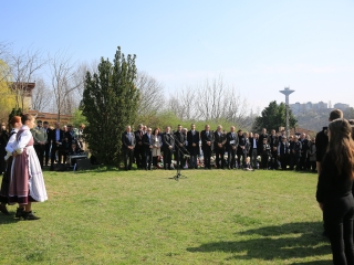 Ünnepség a forradalmi emlékműnél, megemlékezés Rosti Pál sírjánál - fotó: 