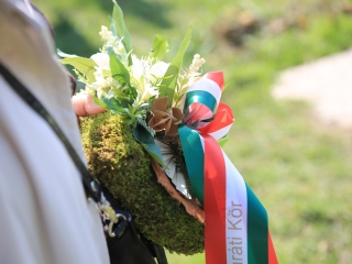 Ünnepség a forradalmi emlékműnél, megemlékezés Rosti Pál sírjánál - fotó: 