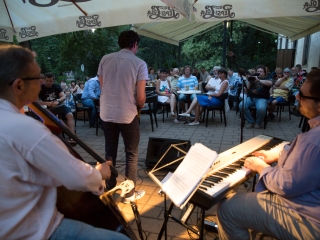 Soso Lakatos Quartet a Művész teraszán - fotó: Ónodi Zoltán