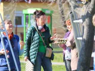 A kertvárosi tojásfa – civil összefogással - fotó: 