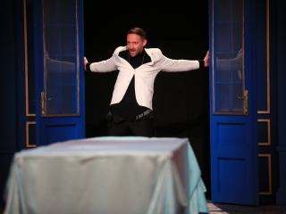 Tartuffe a Bartók Kamaraszínházban - fotó: 