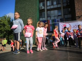 Jót Fut a Város (2024) - fotó: 