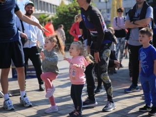 Jót Fut a Város (2024) - fotó: 