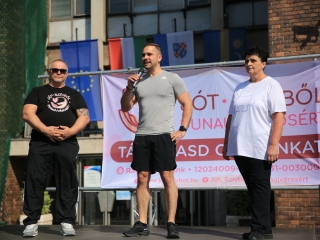 Jót Fut a Város (2024) - fotó: 