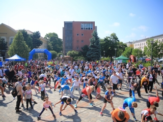 Jót Fut a Város (2024) - fotó: 