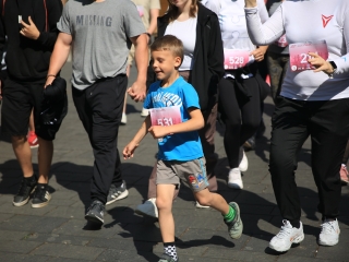 Jót Fut a Város (2024) - fotó: 