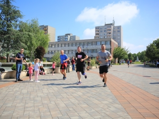 Jót Fut a Város (2024) - fotó: 