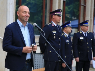 Rend & védelem egy seregszemle képein (2024) - fotó: 