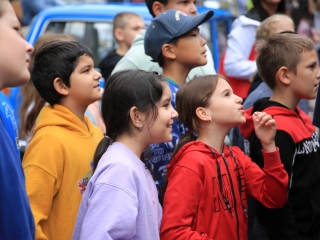 Rend & védelem egy seregszemle képein (2024) - fotó: 