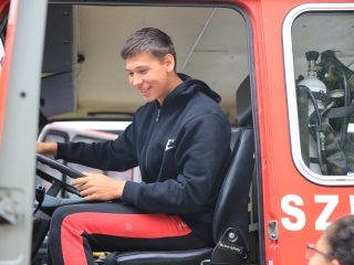 Rend & védelem egy seregszemle képein (2024) - fotó: 