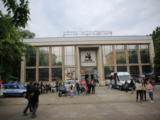 Rend & védelem egy seregszemle képein (2024) - fotó: 