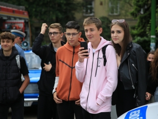 Rend & védelem egy seregszemle képein (2024) - fotó: 