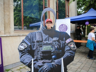 Rend & védelem egy seregszemle képein (2024) - fotó: 