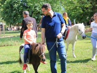 Gyermeknapi játszótér-avató a Bocskain - fotó: 