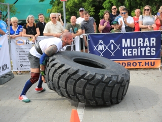 Nemzetközi erős emberek versenye - fotó: 