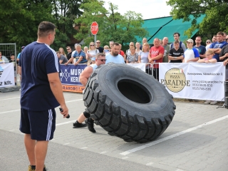 Nemzetközi erős emberek versenye - fotó: 