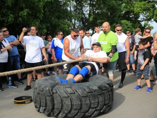 Nemzetközi erős emberek versenye - fotó: 