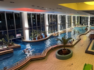 Strandok Éjszakája az élményfürdőben (2024) - fotó: 