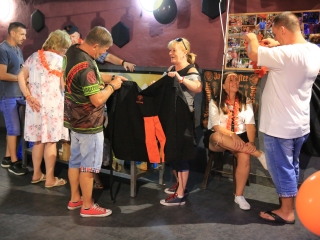 Jägermeister-gyűjtők a Kaptárban (2024) - fotó: 