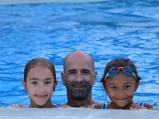 Éjszakai csobbanás az élményfürdőben 2.0 - fotó: 