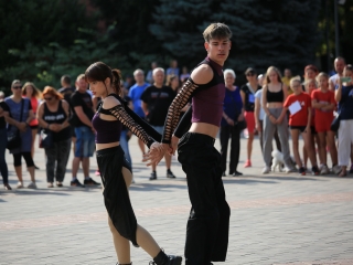 Fuss velünk, fuss értünk! (2024) - fotó: 