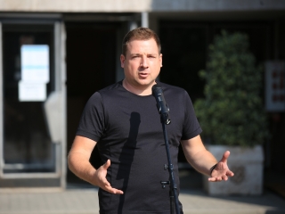 Fuss velünk, fuss értünk! (2024) - fotó: 