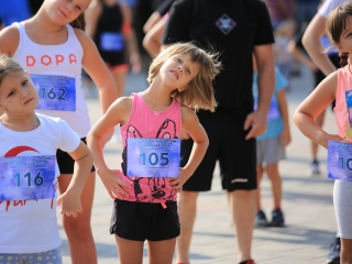 Fuss velünk, fuss értünk! (2024) - fotó: 