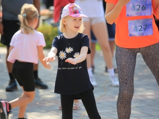 Fuss velünk, fuss értünk! (2024) - fotó: 