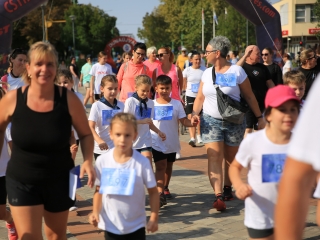 Fuss velünk, fuss értünk! (2024) - fotó: 