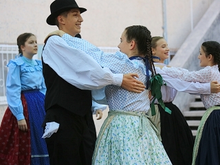 Az MMK és a József Attila Könyvtár közös születésnapja - fotó: 