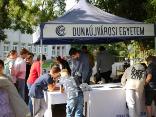 Autómentes nap a Petőfi ligetben (2024) - fotó: 