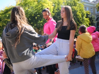 Mozdulj, Dózsa 45! - fotó: 