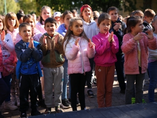 Mozdulj, Dózsa 45! - fotó: 