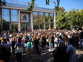 Mozdulj, Dózsa 45! - fotó: 