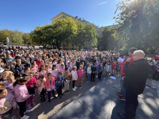 Mozdulj, Dózsa 45! - fotó: 