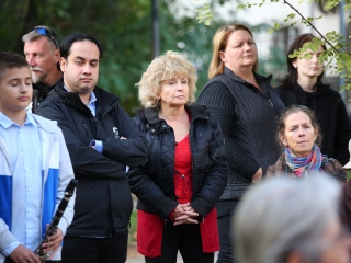 Világnapi koncert és virágültetés a zeneiskolánál (2024) - fotó: 