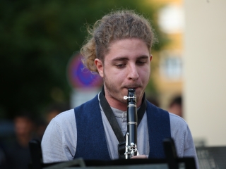 Világnapi koncert és virágültetés a zeneiskolánál (2024) - fotó: 