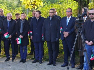 Megemlékezés és díjátadó 1956 ünnepén - fotó: 