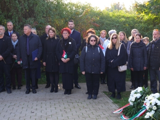 Megemlékezés és díjátadó 1956 ünnepén - fotó: 