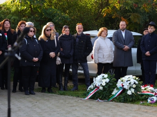 Megemlékezés és díjátadó 1956 ünnepén - fotó: 