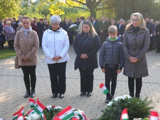 Megemlékezés és díjátadó 1956 ünnepén - fotó: 
